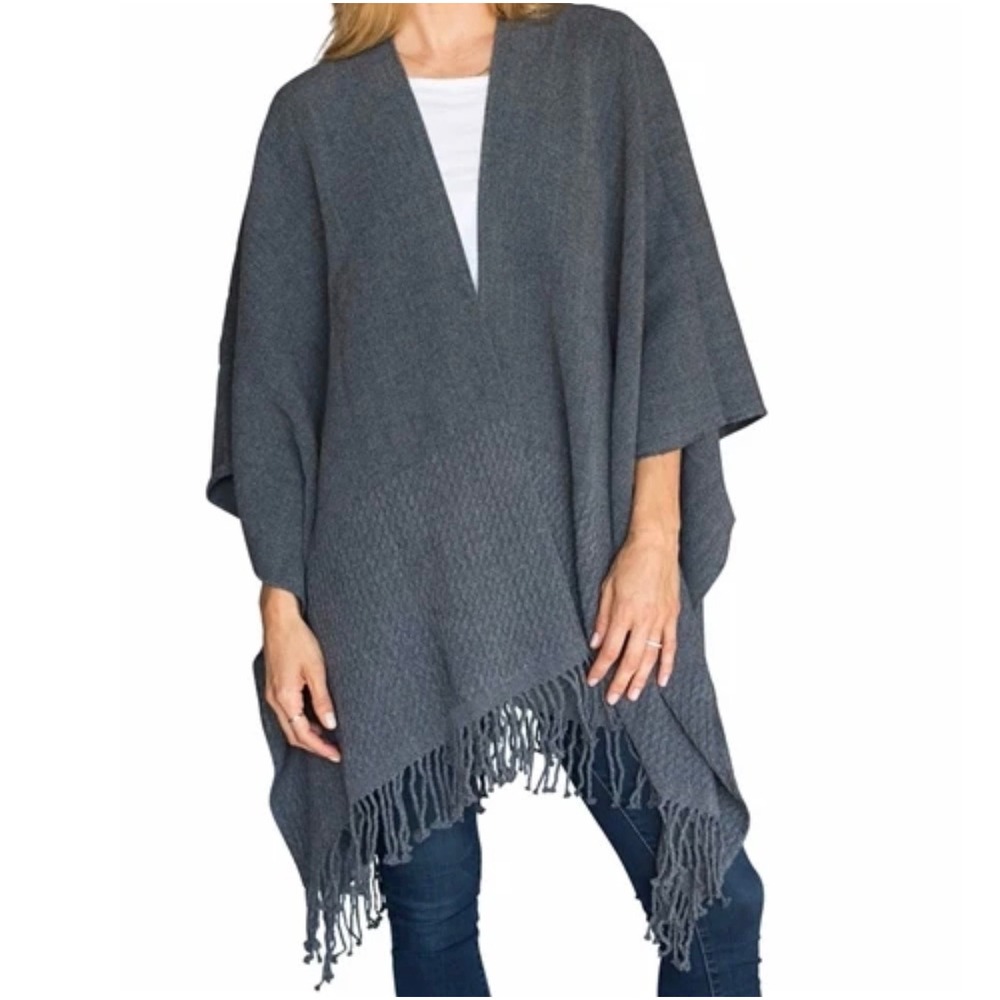 Mer-Sea & Co Travel Wrap Poncho Womens OS Grey Good Fringe Open Front Knit